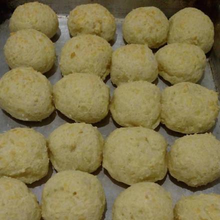 pao de queijo